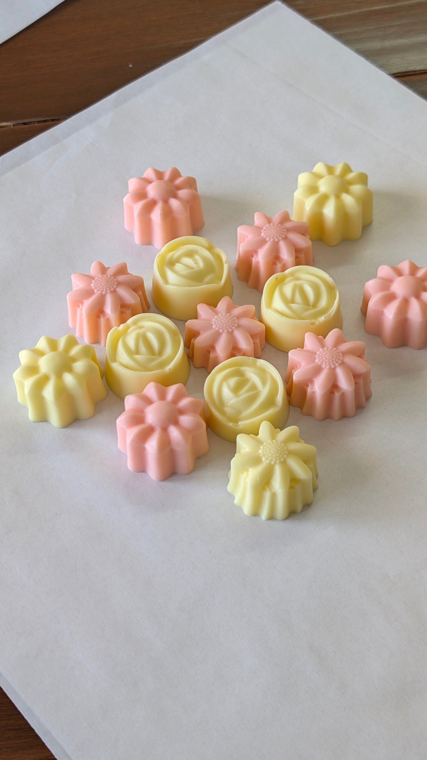 Summer Petals – Mini Travel Soap Pack (5 x 10g)